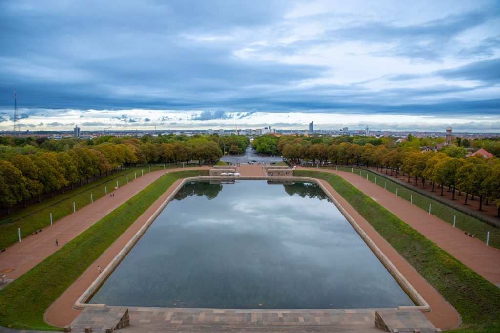 See der Tränen - Blick vom Balkon des Völkerschlachtdenkmal